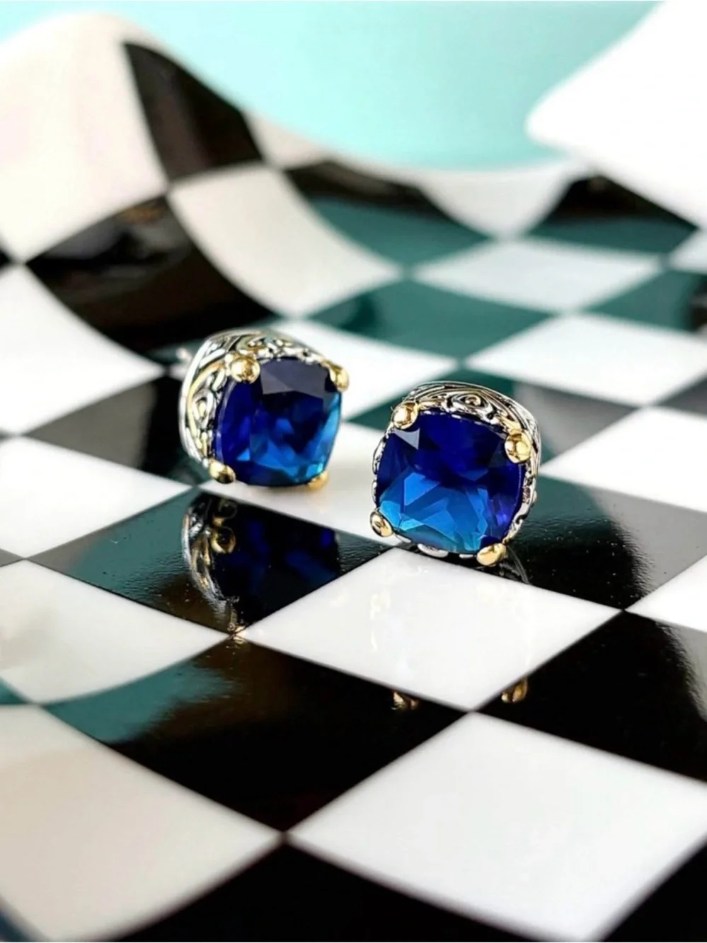 Park Lane Baby Signature “Sapphire” Earrings! BNIB!! Gorgeous!